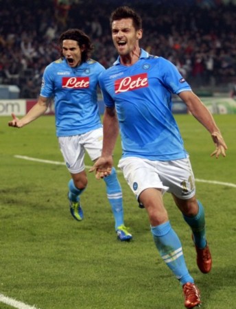 曾在多个俱 曾在多个俱